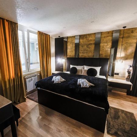 Apartman Stari Toranj II Apartamento Vukovar Exterior foto
