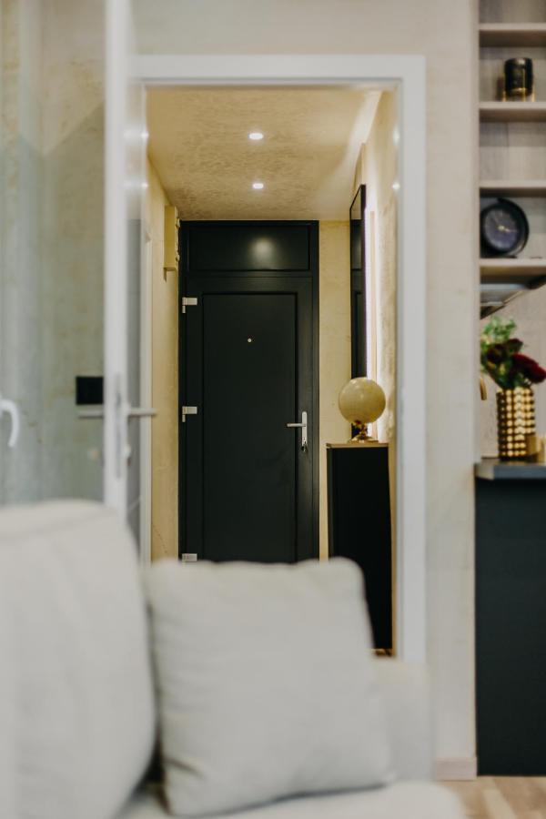 Apartman Stari Toranj II Apartamento Vukovar Exterior foto