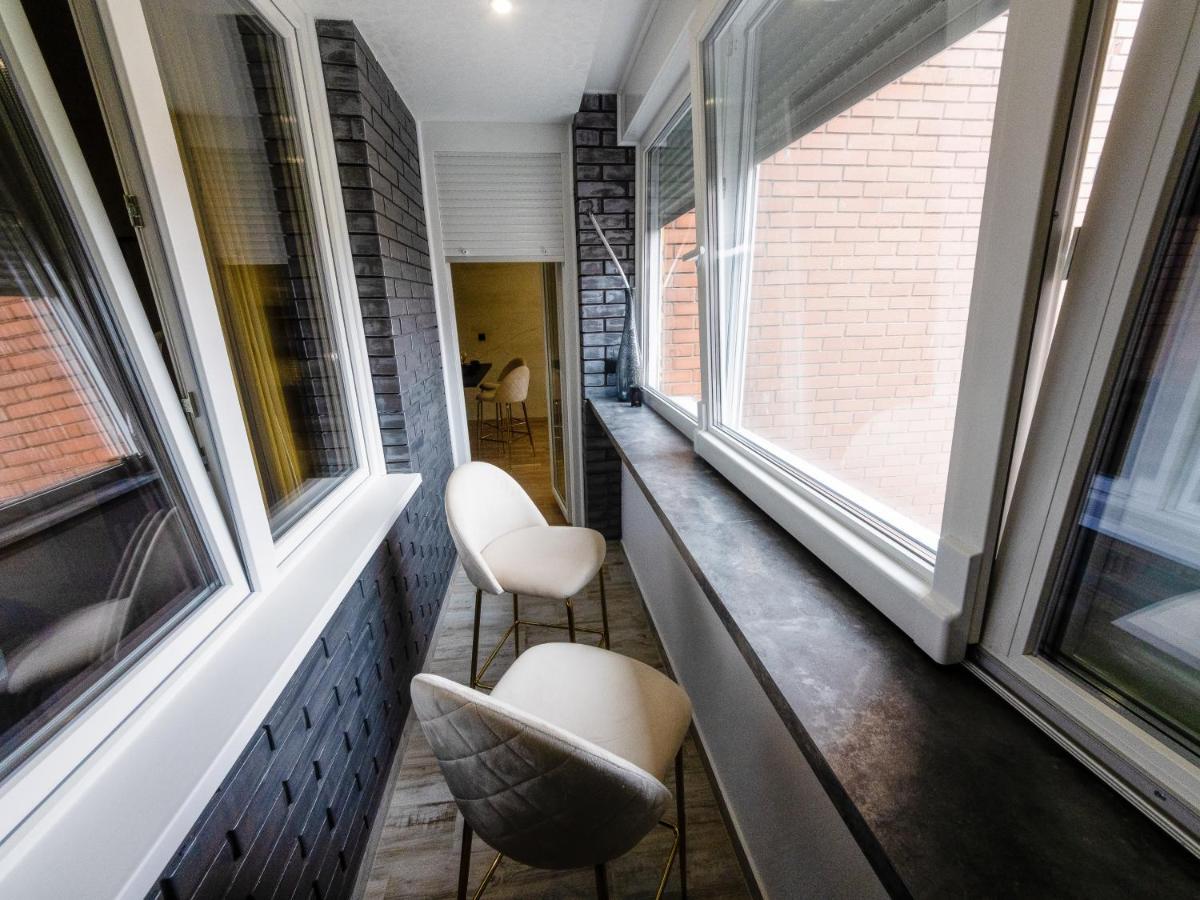 Apartman Stari Toranj II Apartamento Vukovar Exterior foto