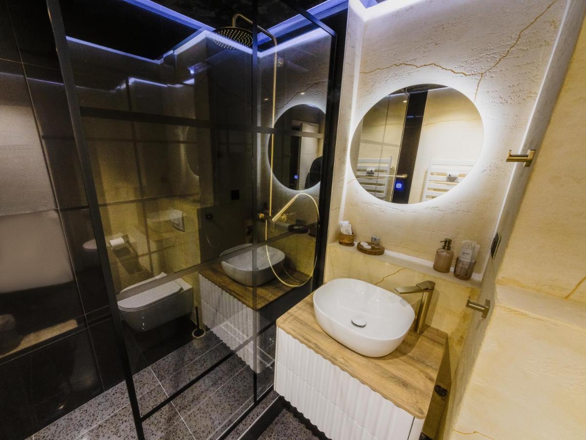 Apartman Stari Toranj II Apartamento Vukovar Exterior foto